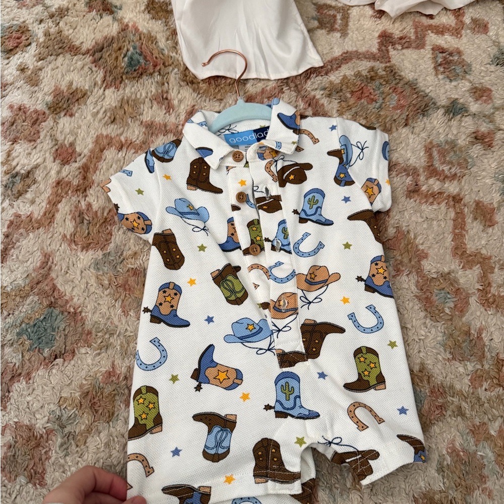 3 MONTH romper - Picture 3 of 9
